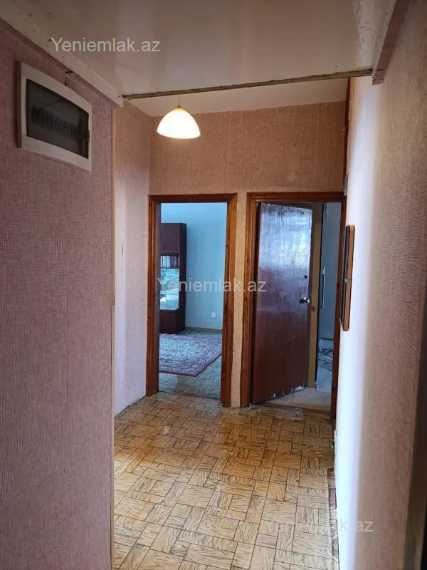Satılır 3 otaqlı köhnə tikili 80 m²