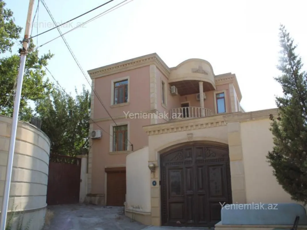 Satılır 6 otaqlı həyət evi 510 m²