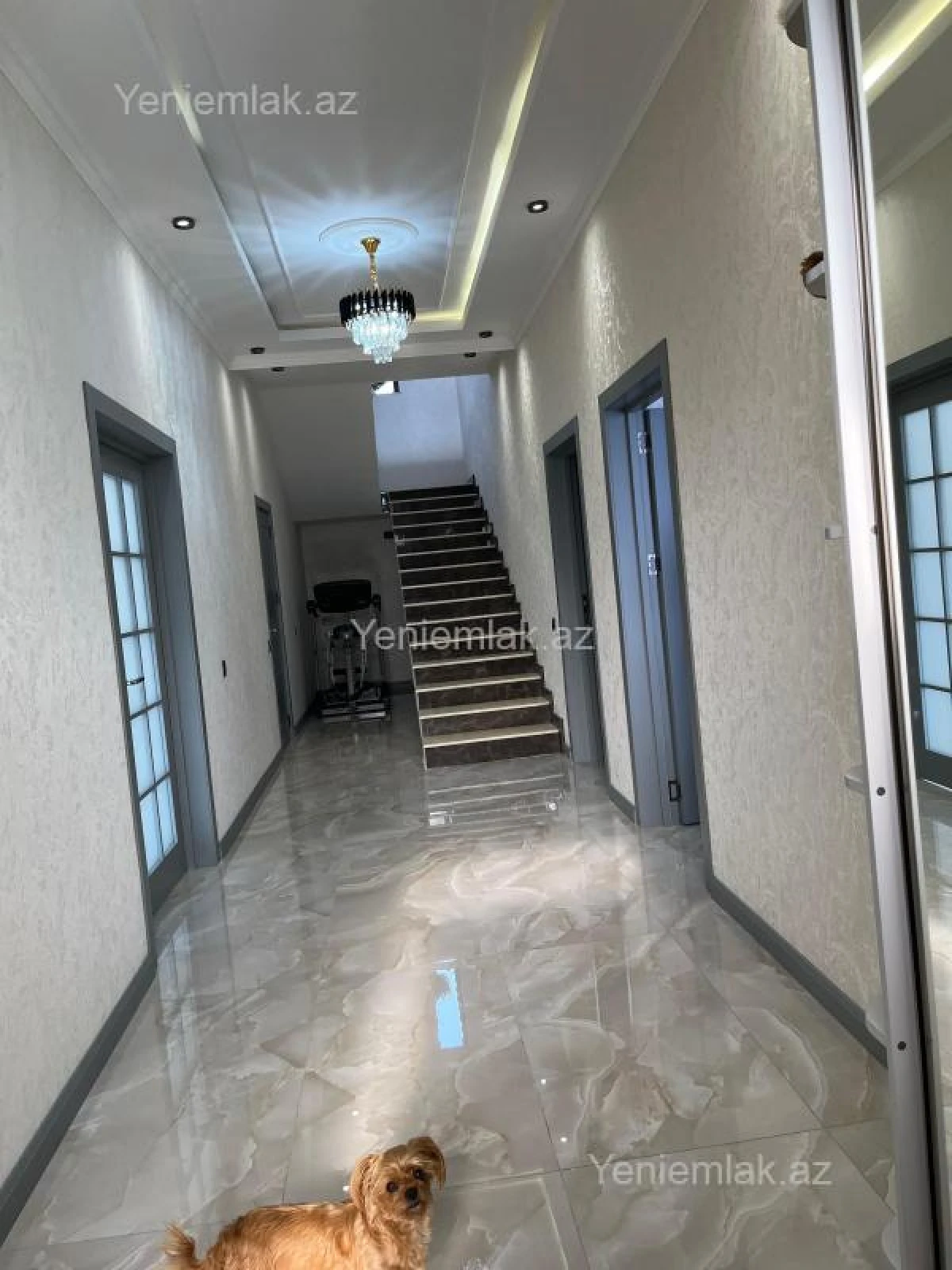 Satılır 6 otaqlı həyət evi 240 m²