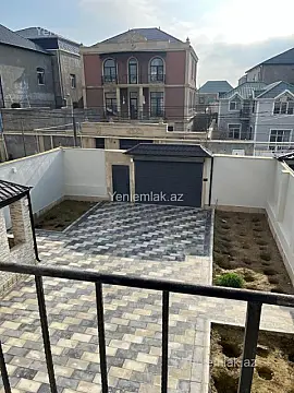 Satılır 6 otaqlı həyət evi 240 m²
