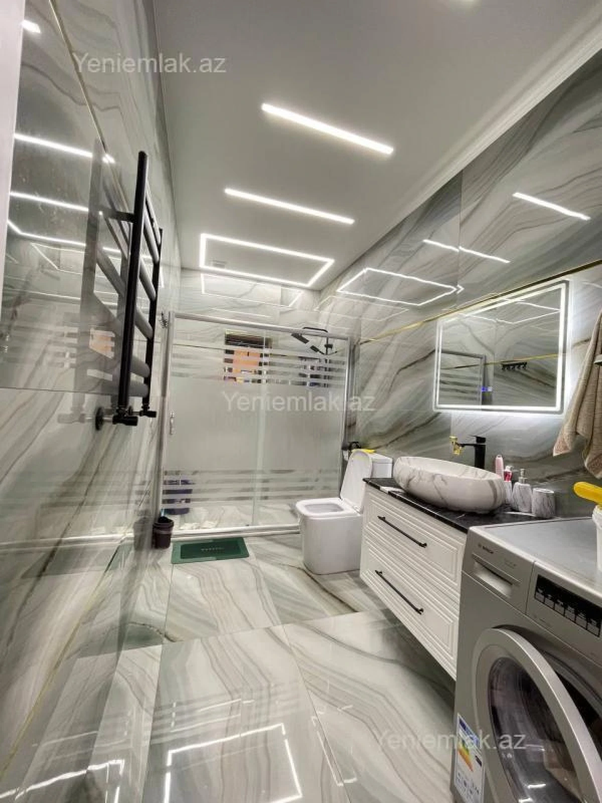 Satılır 6 otaqlı həyət evi 240 m²