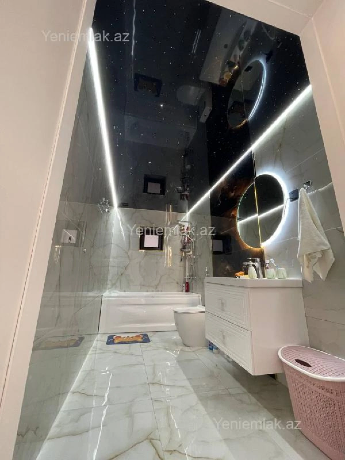 Satılır 6 otaqlı həyət evi 240 m²
