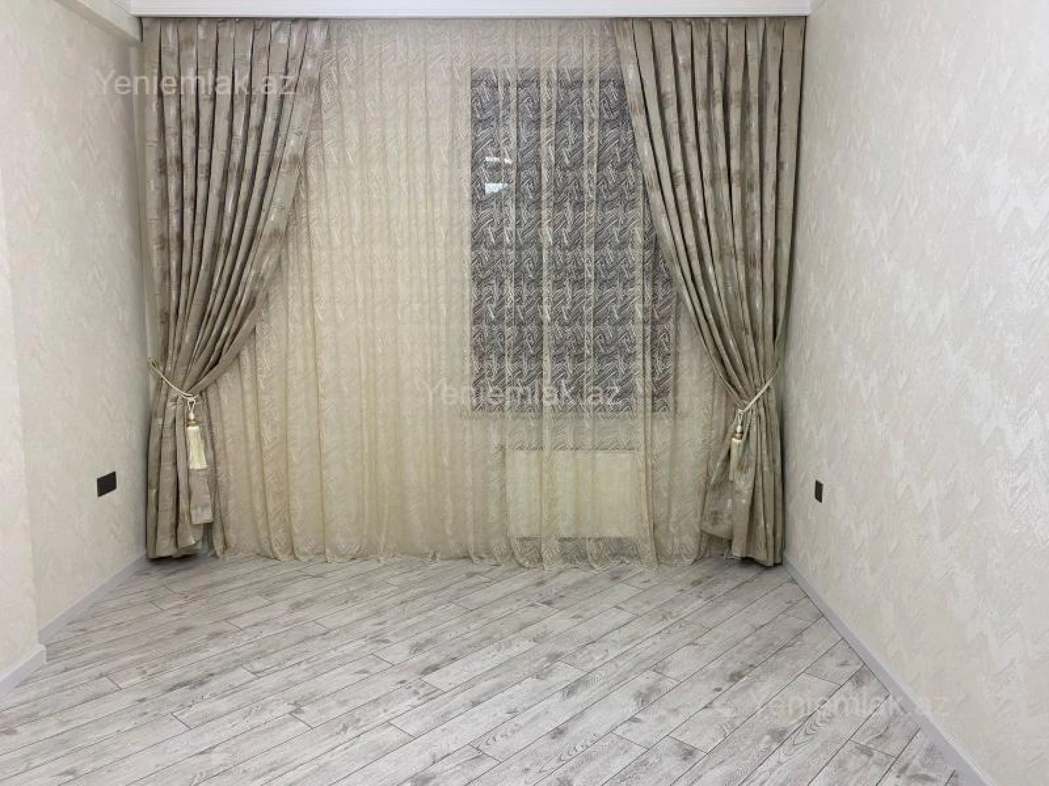 Satılır 3 otaqlı yeni tikili 90 m²