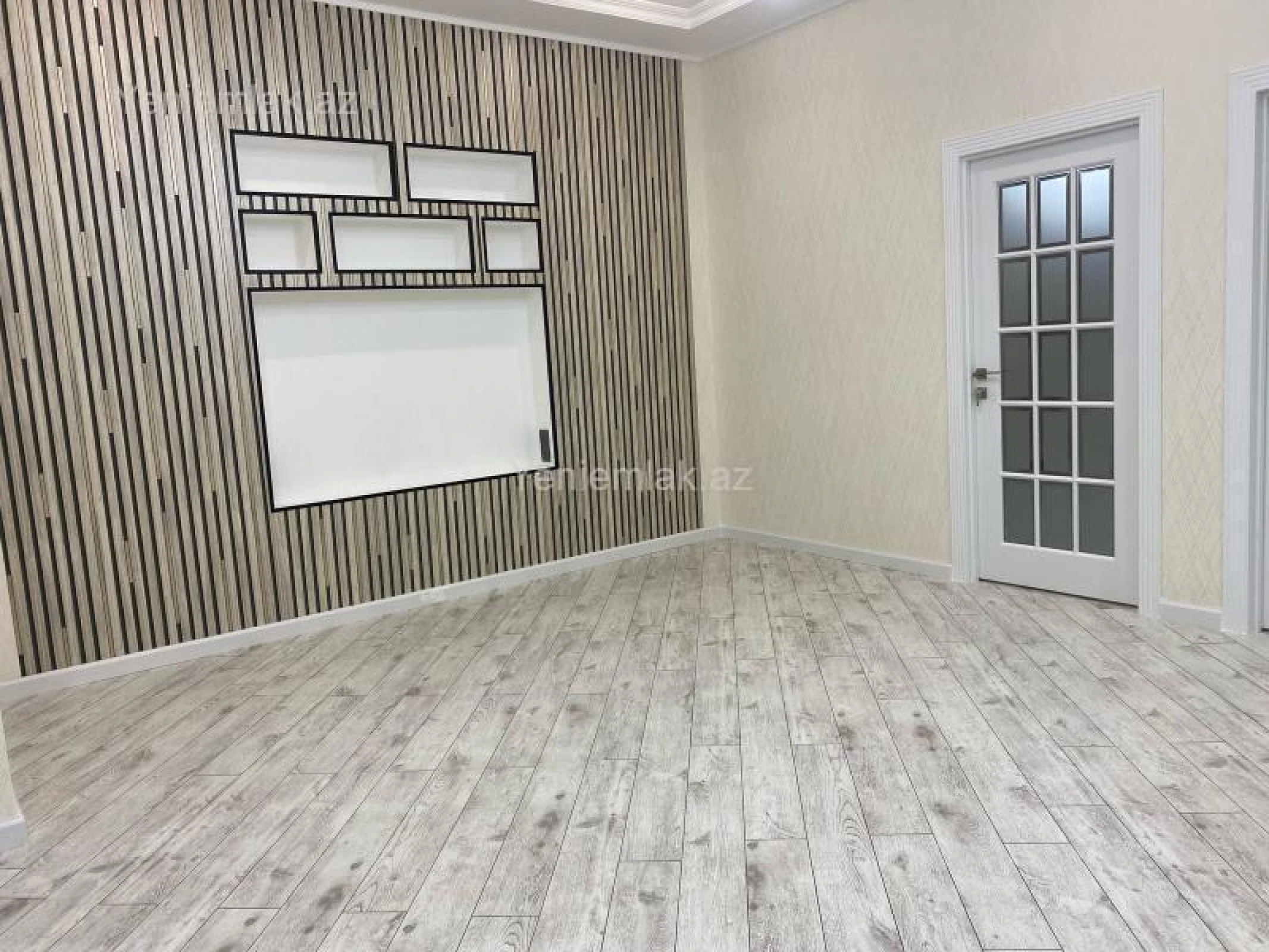 Satılır 3 otaqlı yeni tikili 90 m²