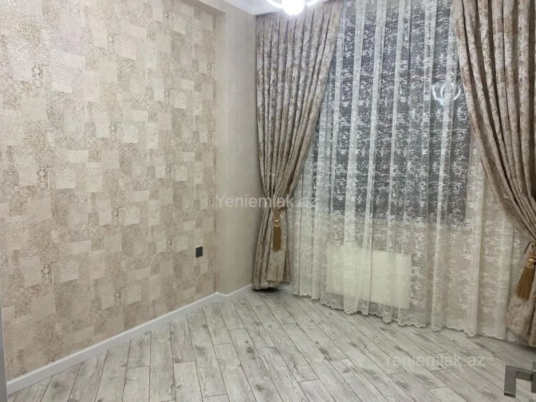 Satılır 3 otaqlı yeni tikili 90 m²