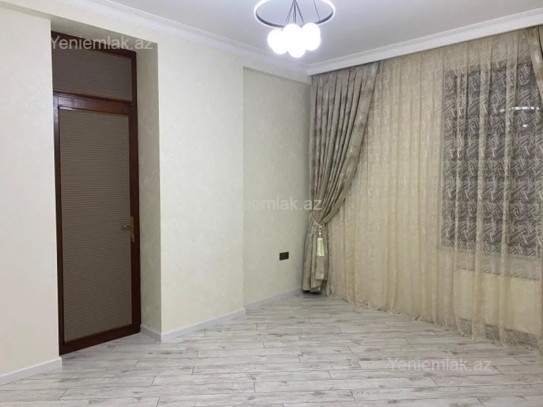 Satılır 3 otaqlı yeni tikili 90 m²