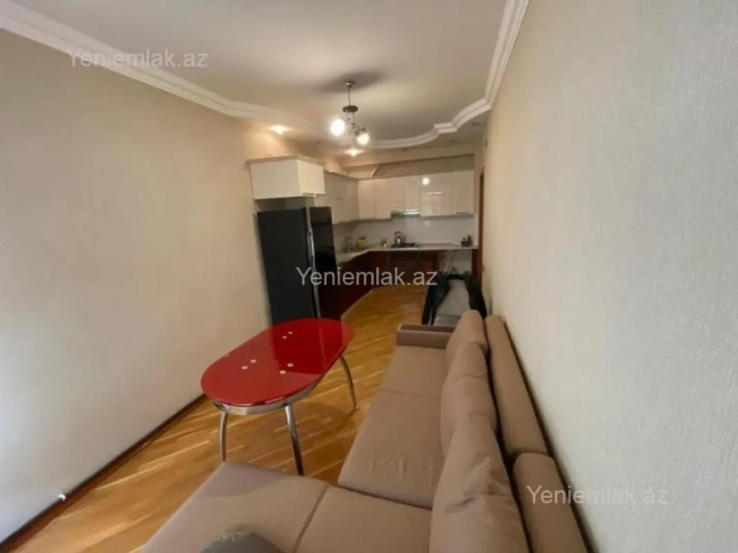 Satılır 3 otaqlı yeni tikili 130 m²