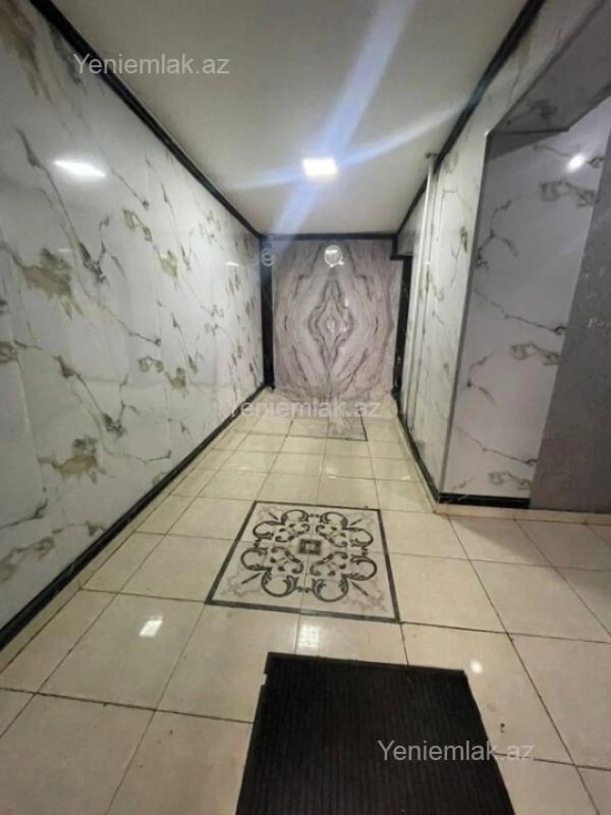 Satılır 3 otaqlı yeni tikili 130 m²