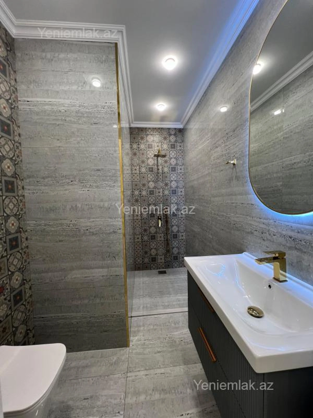 Satılır 3 otaqlı yeni tikili 130 m²