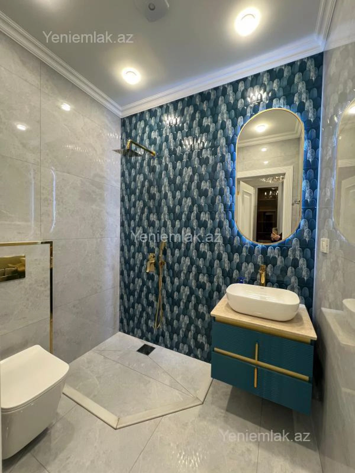 Satılır 3 otaqlı yeni tikili 130 m²