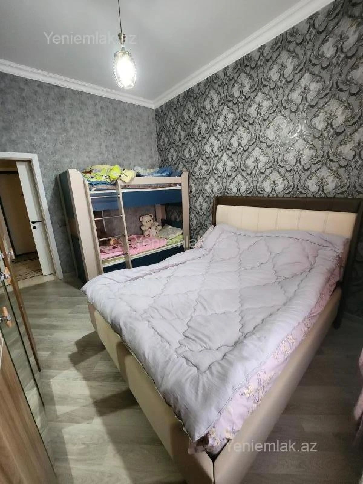 Satılır 2 otaqlı yeni tikili 72 m²