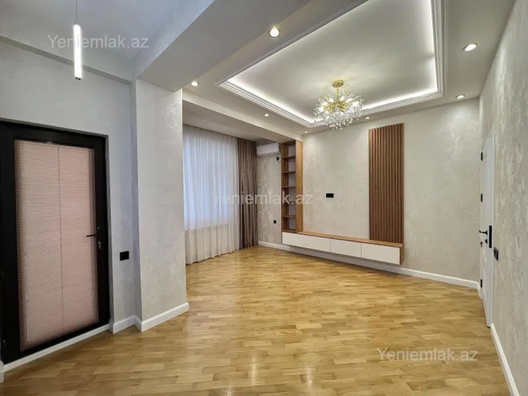 Satılır 3 otaqlı yeni tikili 105 m²
