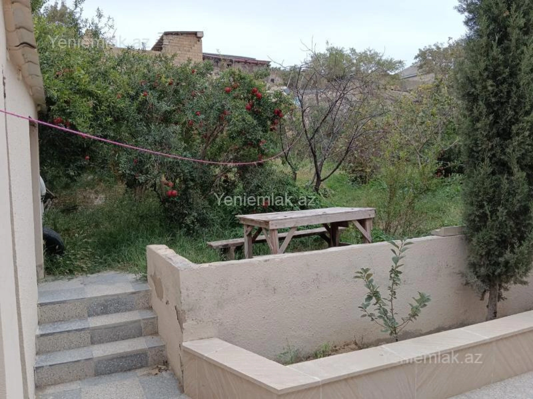 Satılır 3 otaqlı həyət evi 100 m²
