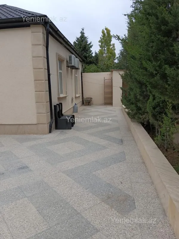 Satılır 3 otaqlı həyət evi 100 m²