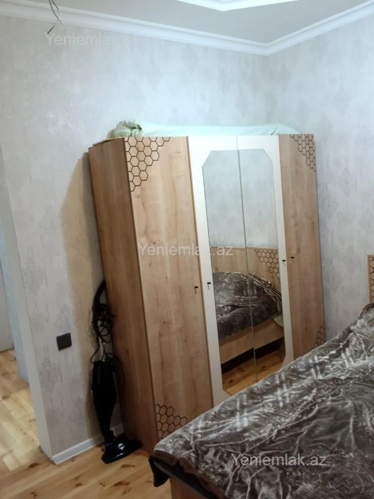 Satılır 3 otaqlı həyət evi 100 m²