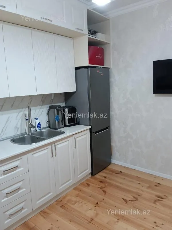 Satılır 3 otaqlı həyət evi 100 m²