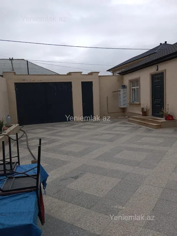 Satılır 3 otaqlı həyət evi 100 m²