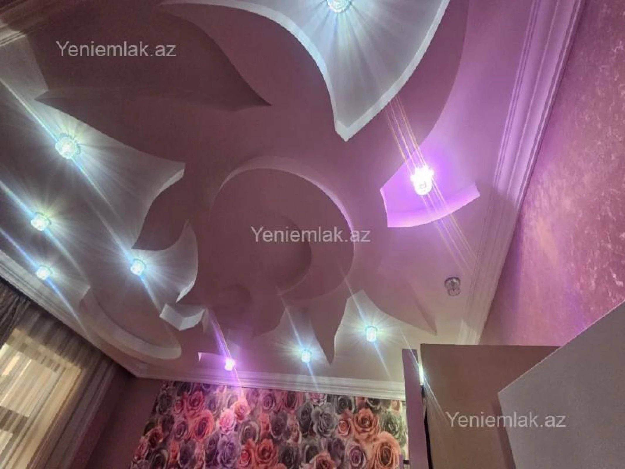 Satılır 3 otaqlı yeni tikili 125 m²