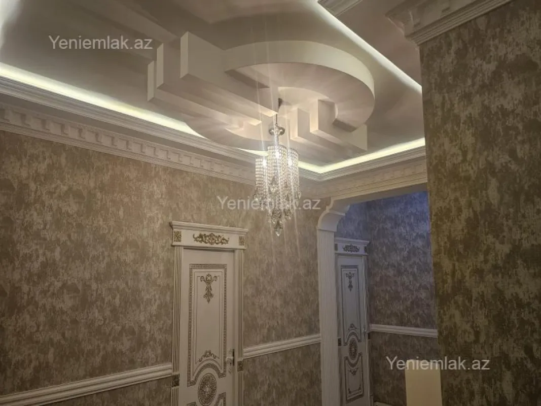 Satılır 3 otaqlı yeni tikili 125 m²