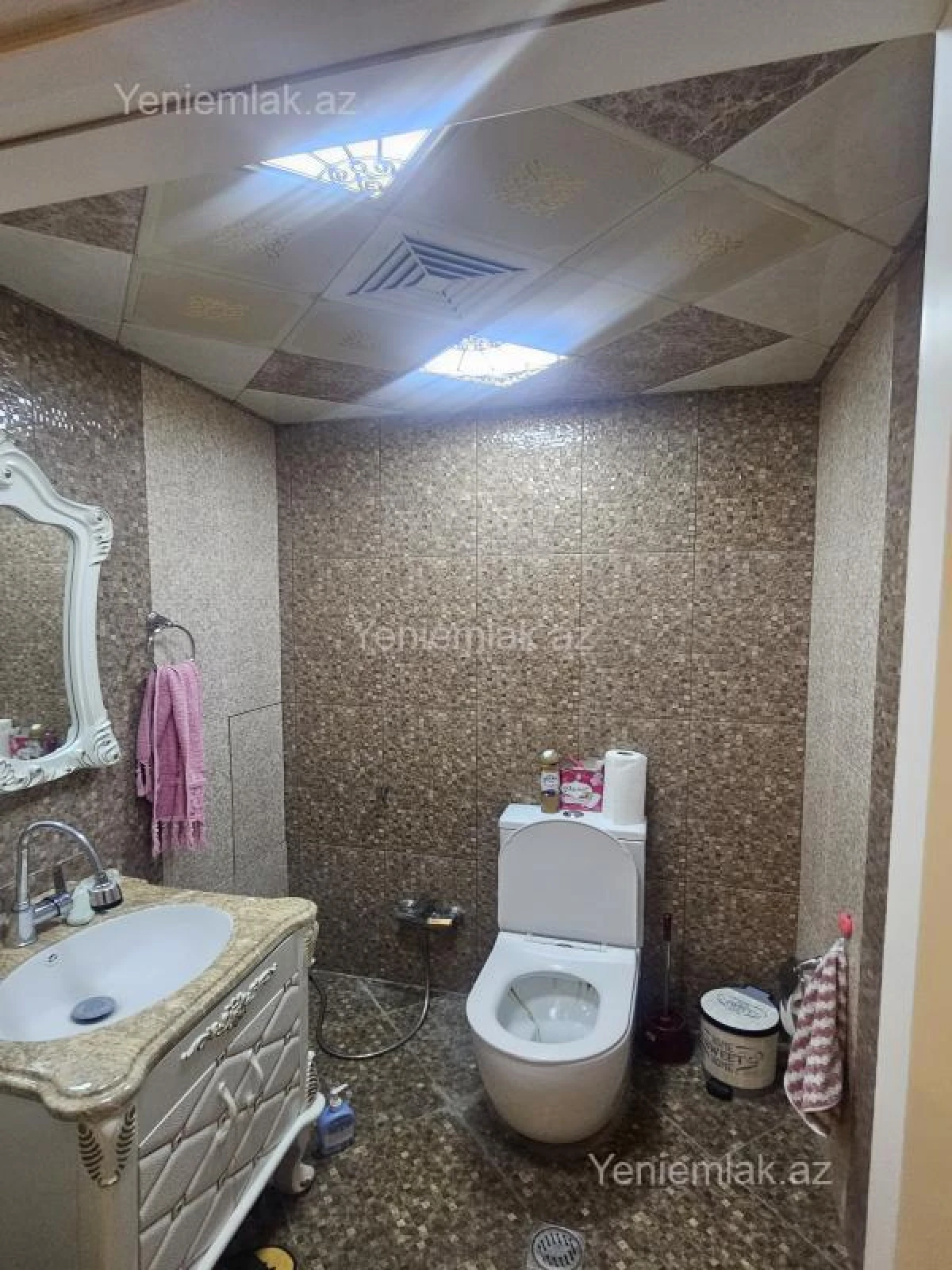 Satılır 3 otaqlı yeni tikili 125 m²