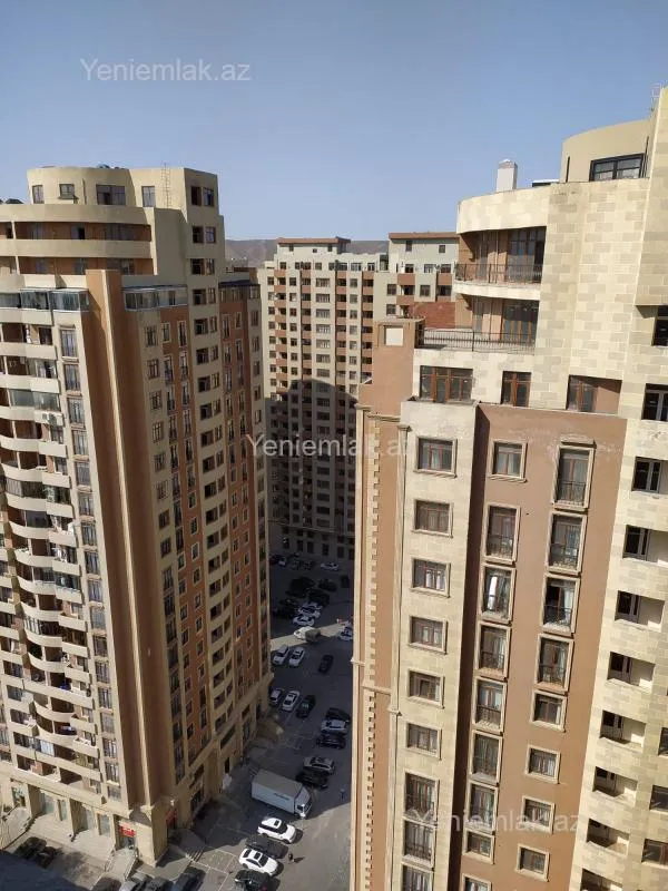 Satılır 3 otaqlı yeni tikili 125 m²