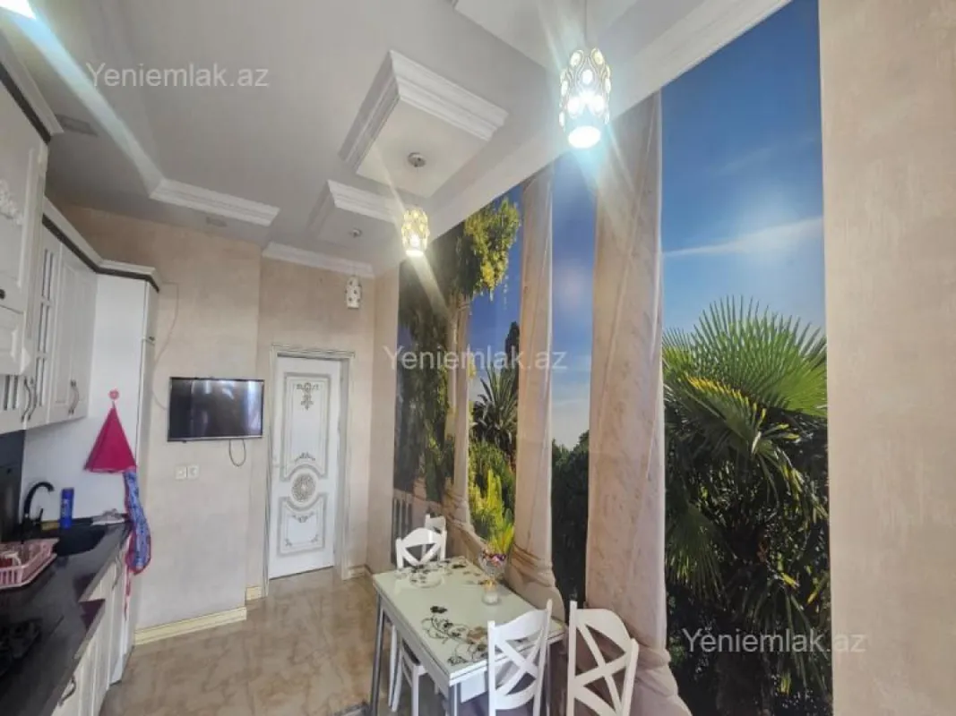 Satılır 3 otaqlı yeni tikili 125 m²