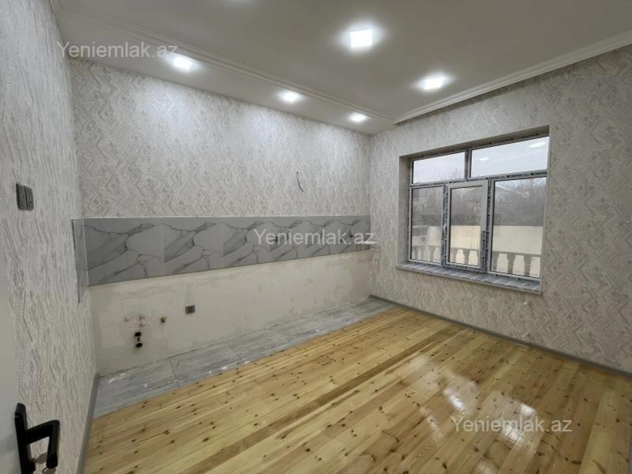 Satılır 4 otaqlı həyət evi 120 m²