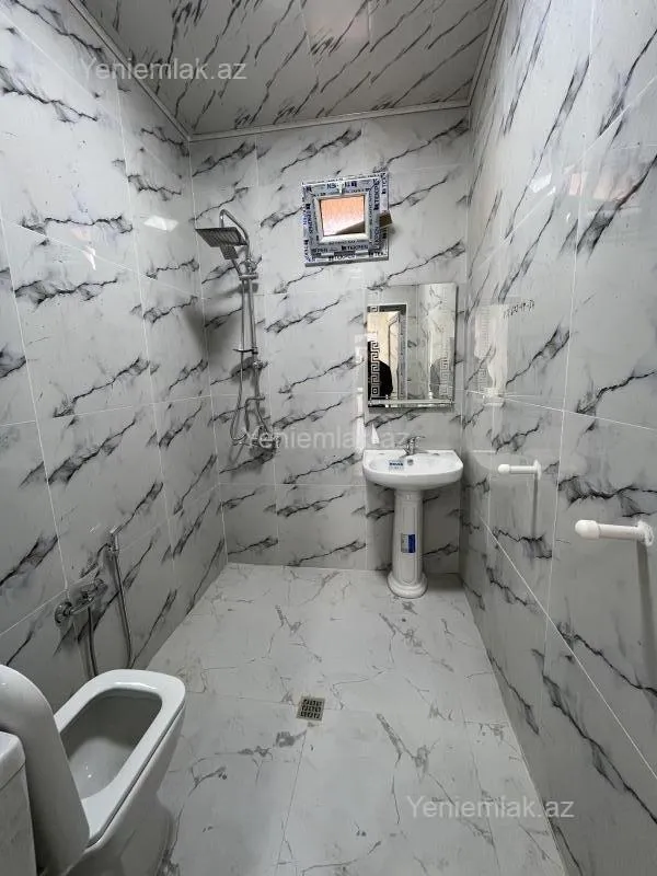 Satılır 4 otaqlı həyət evi 120 m²