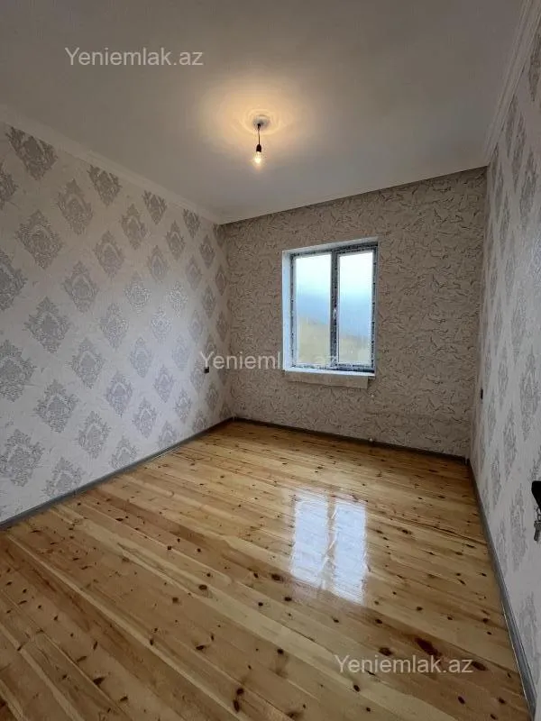 Satılır 4 otaqlı həyət evi 120 m²