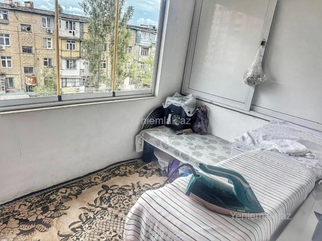 Satılır 3 otaqlı köhnə tikili 75 m²