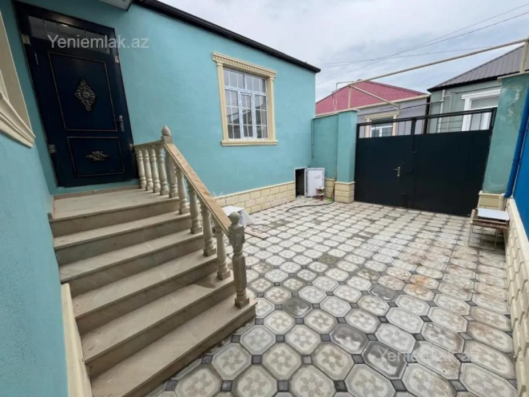 Satılır 4 otaqlı həyət evi 110 m²