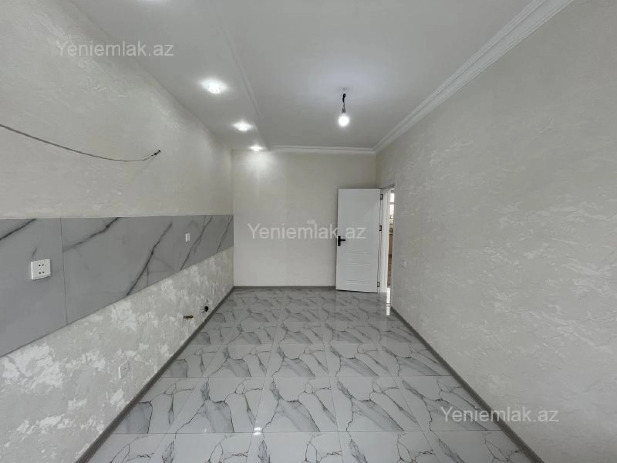 Satılır 4 otaqlı həyət evi 140 m²