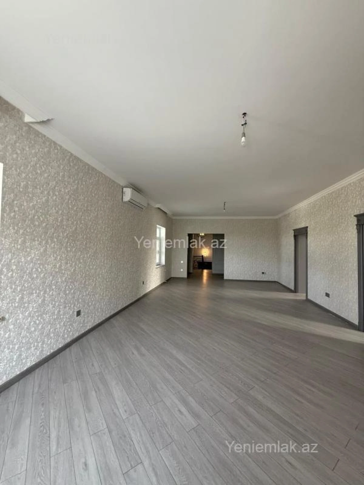Satılır 7 otaqlı həyət evi 400 m²