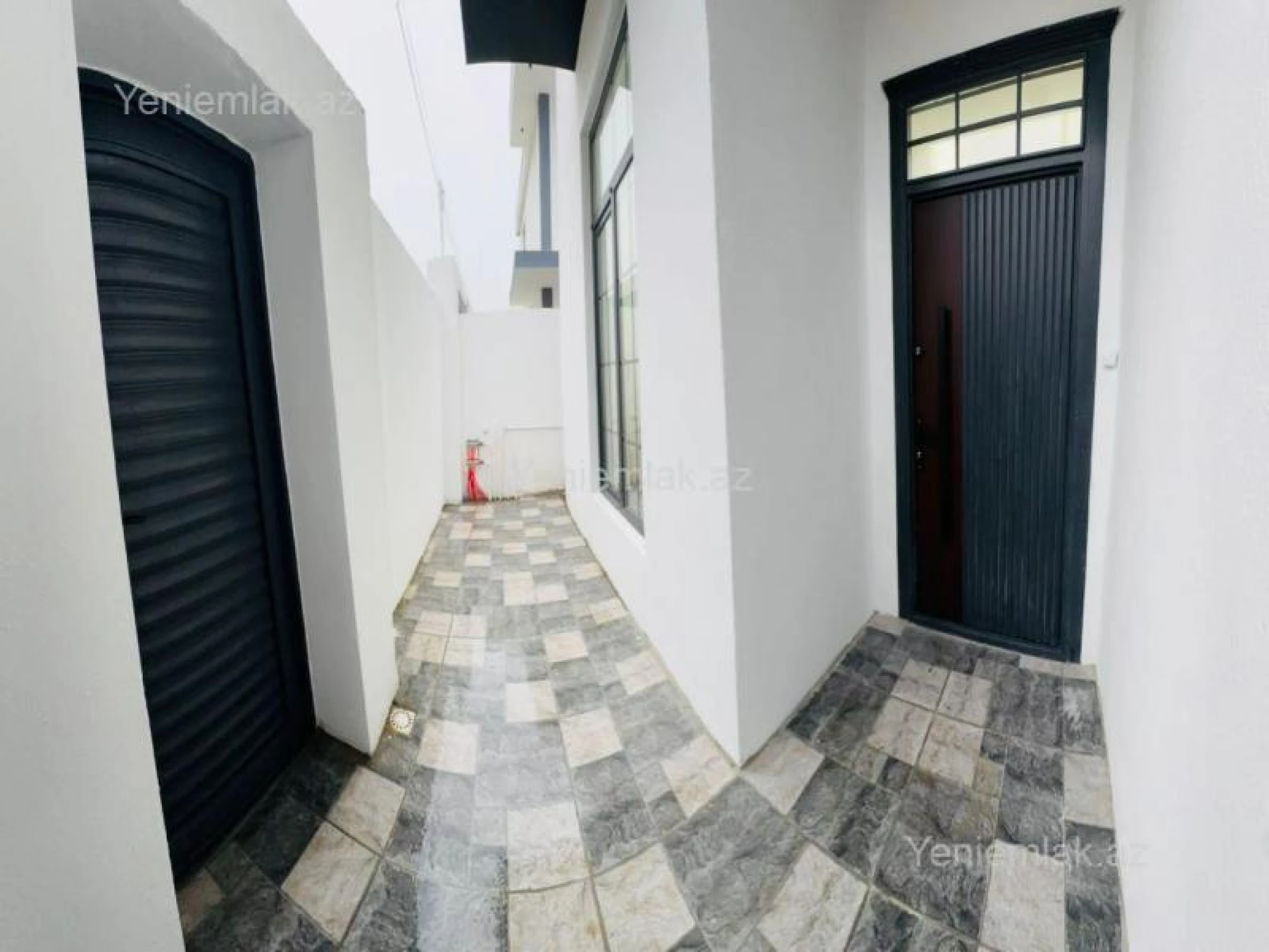 Satılır 6 otaqlı həyət evi 230 m²