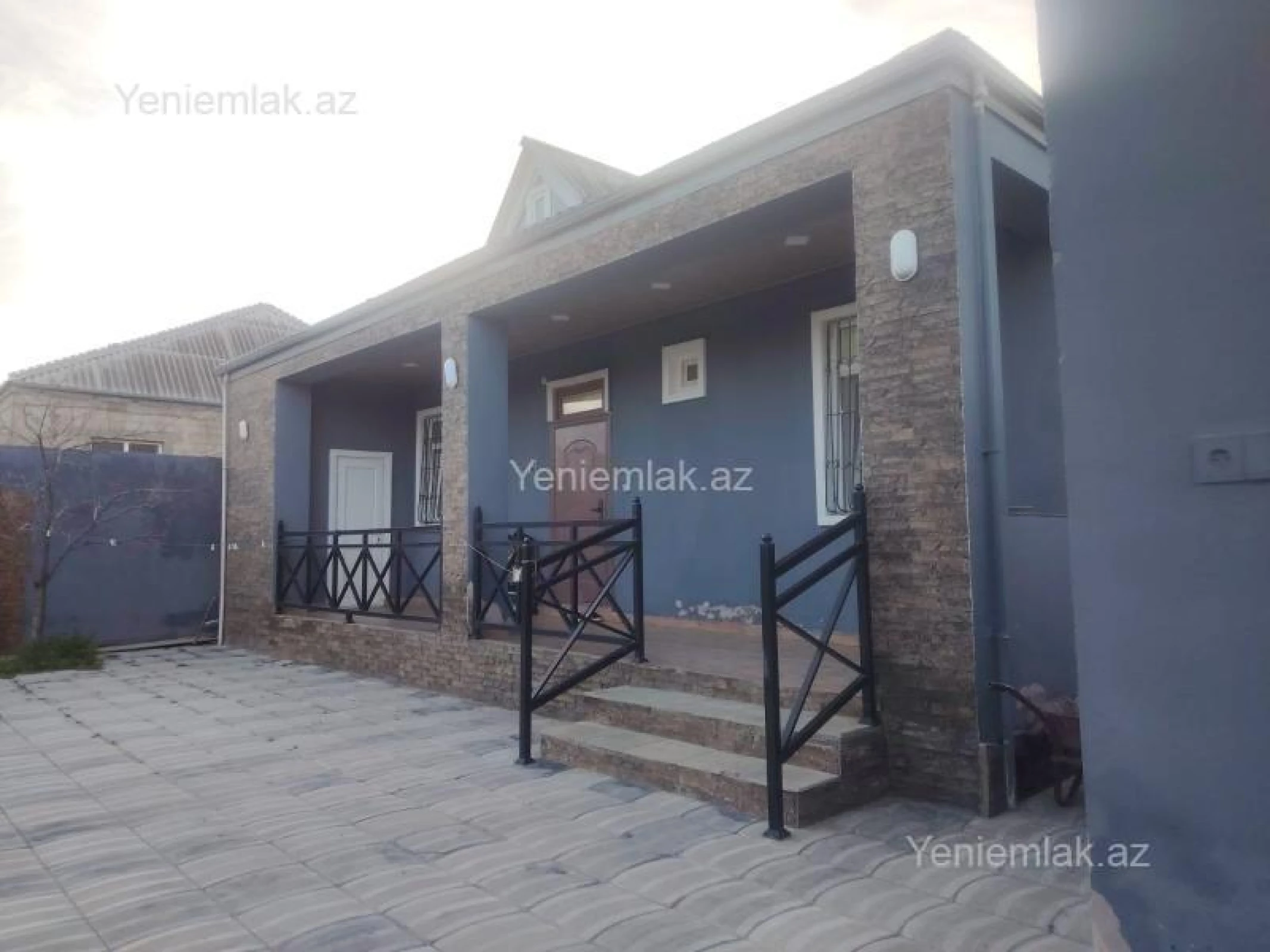 Satılır 3 otaqlı həyət evi 100 m²