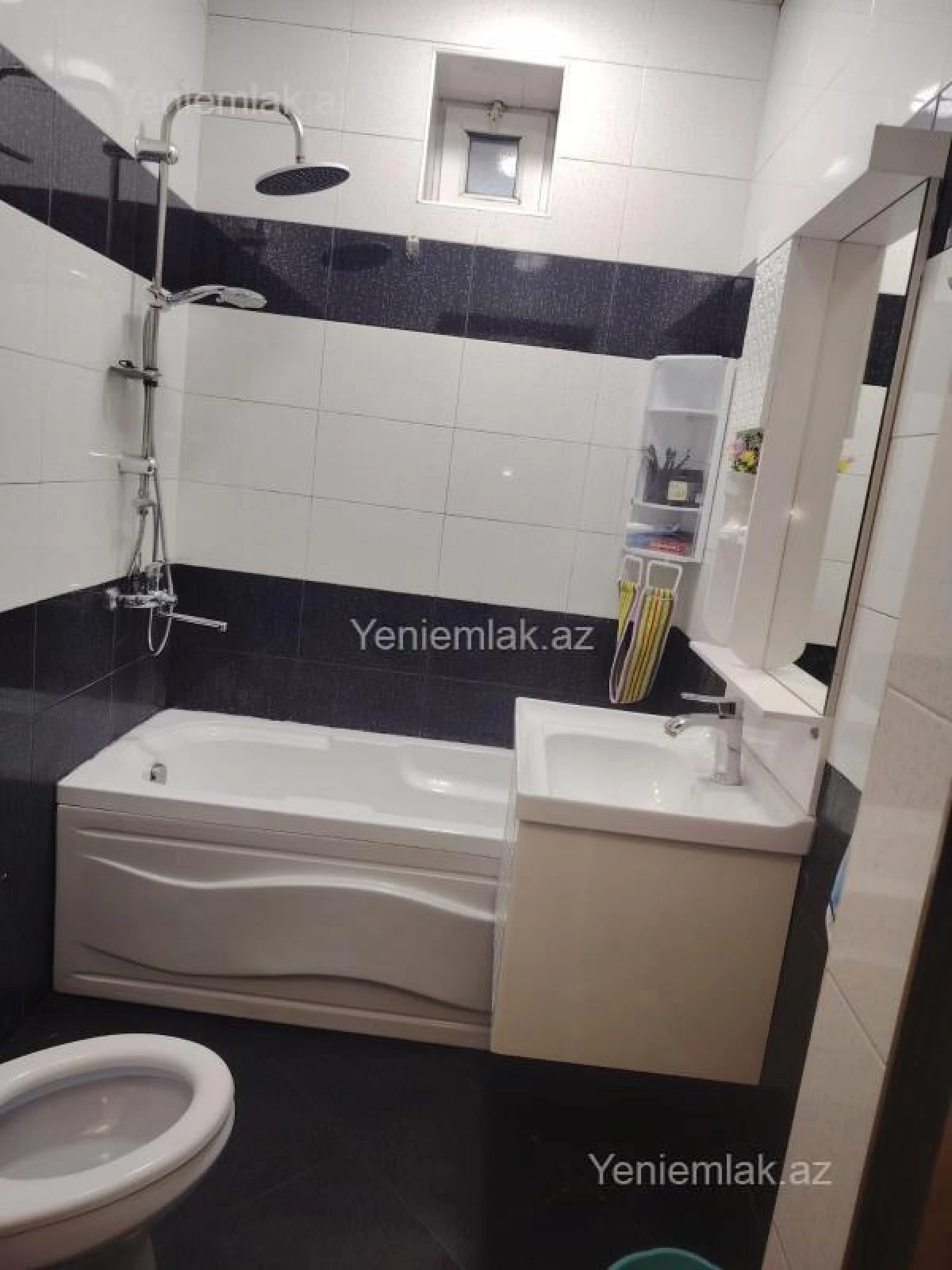 Satılır 3 otaqlı həyət evi 100 m²