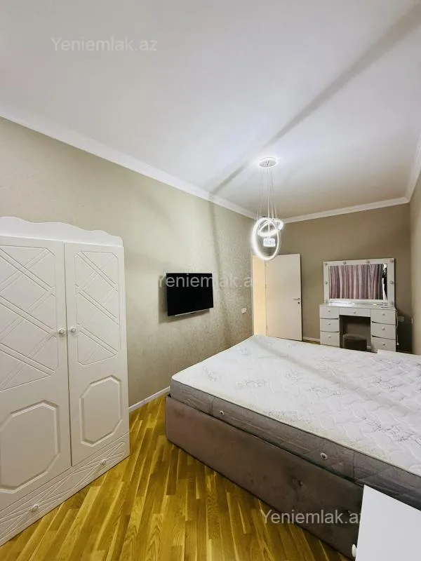Satılır 2 otaqlı yeni tikili 94 m²