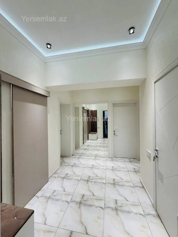 Satılır 2 otaqlı yeni tikili 94 m²