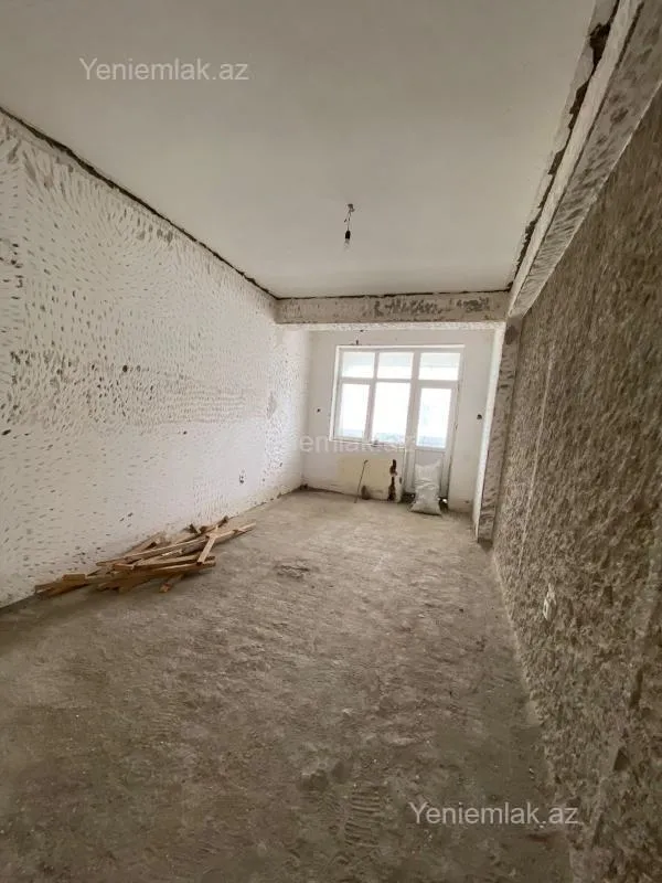 Satılır 3 otaqlı yeni tikili 130 m²