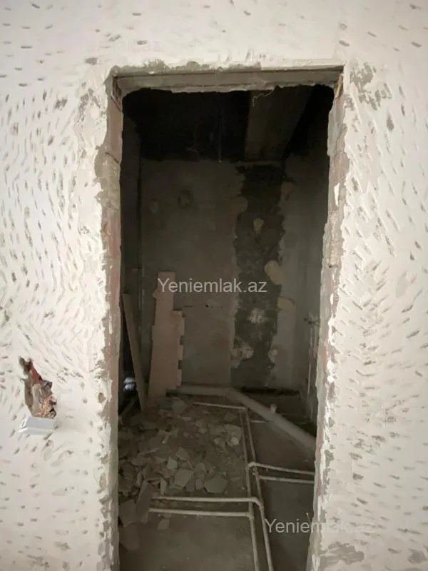 Satılır 3 otaqlı yeni tikili 130 m²