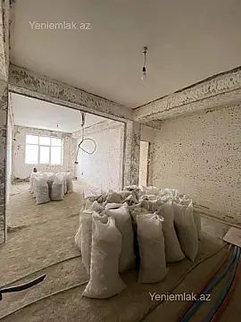 Satılır 3 otaqlı yeni tikili 130 m²