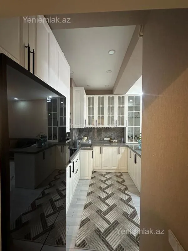 Satılır 3 otaqlı yeni tikili 88 m²