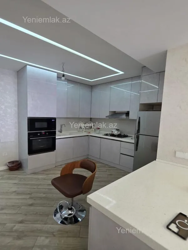 Satılır 3 otaqlı yeni tikili 103 m²