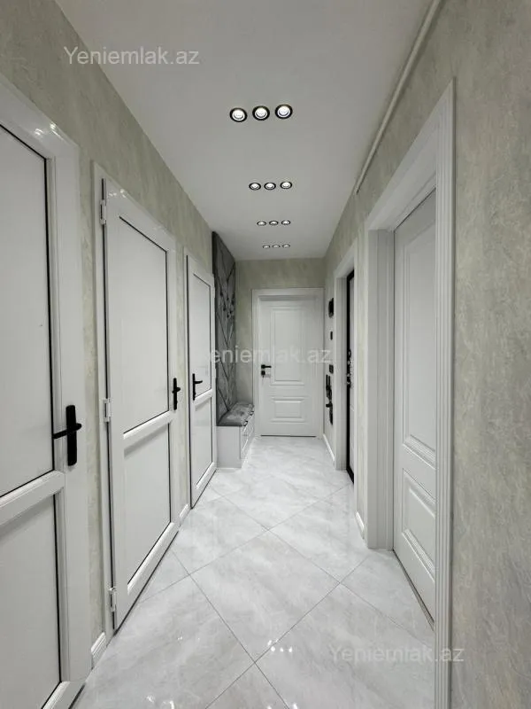 Satılır 2 otaqlı köhnə tikili 65 m²