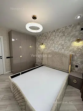 Satılır 2 otaqlı köhnə tikili 65 m²