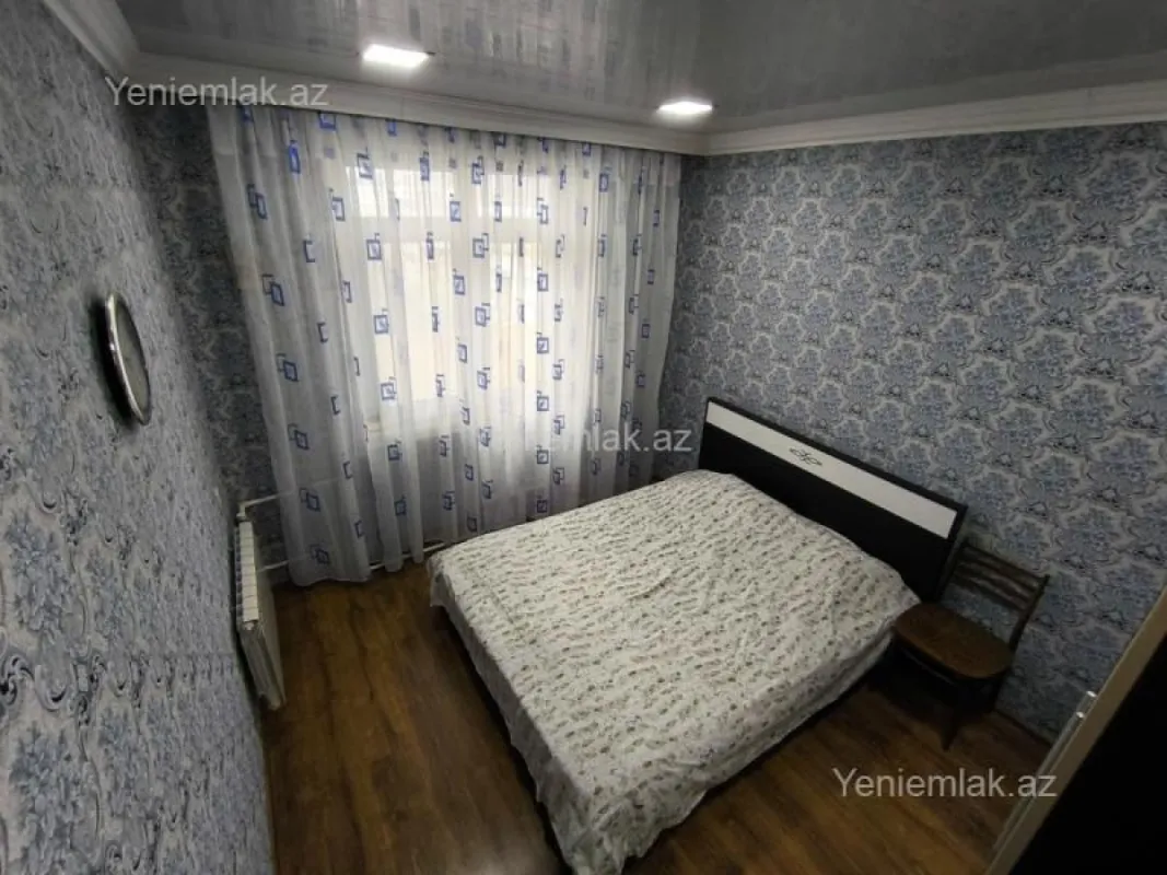 Satılır 2 otaqlı köhnə tikili 65 m²
