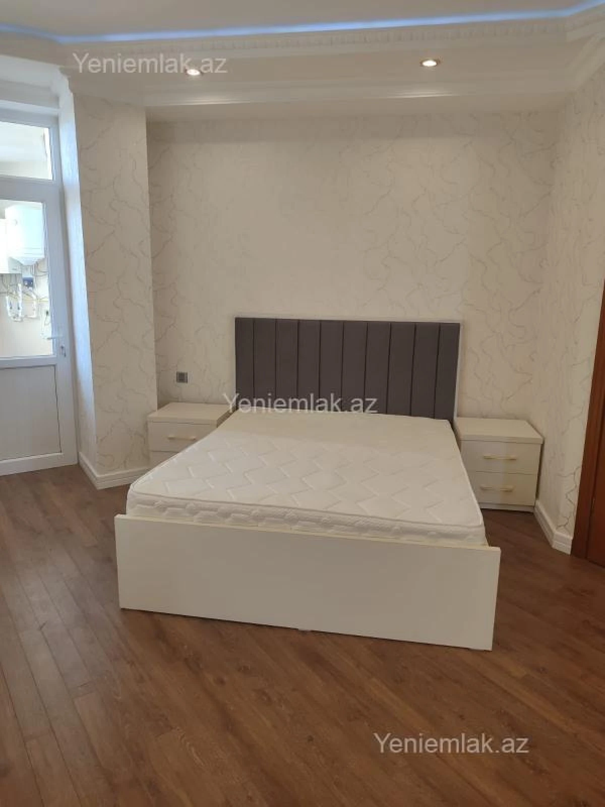 Satılır 3 otaqlı yeni tikili 105 m²