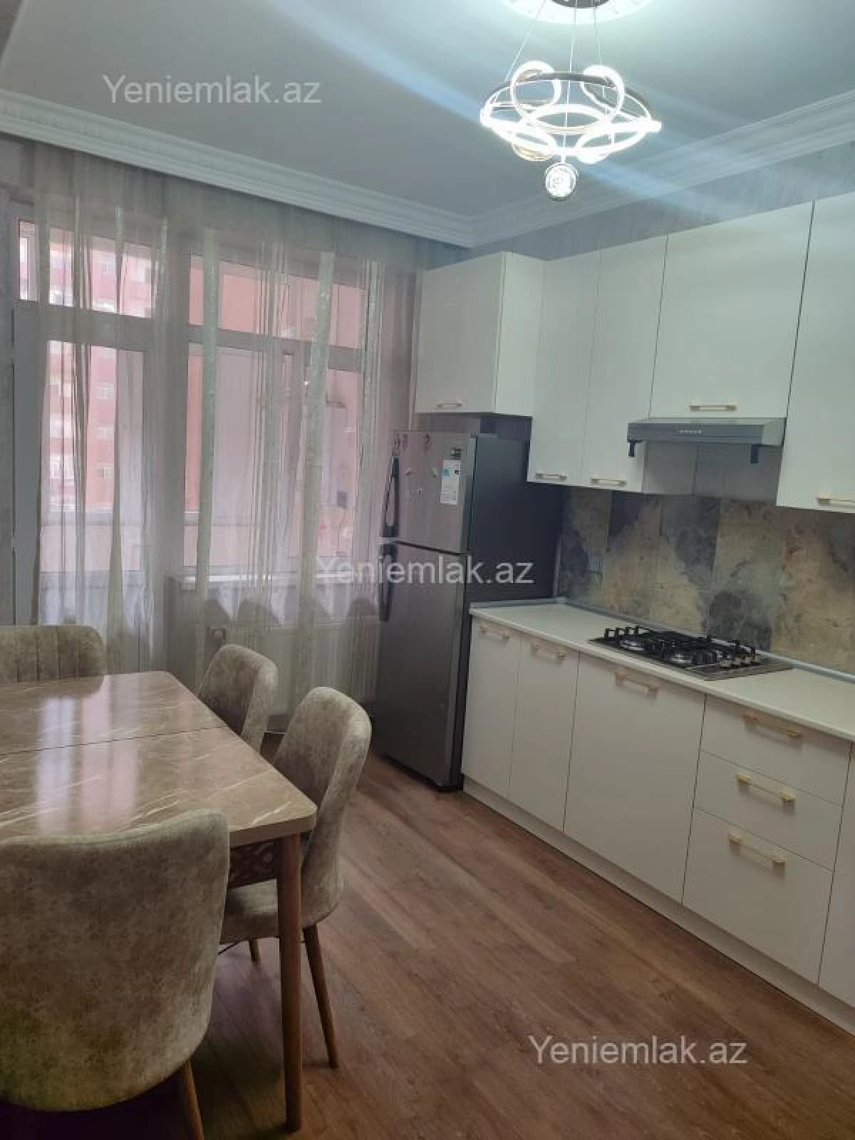 Satılır 3 otaqlı yeni tikili 105 m²