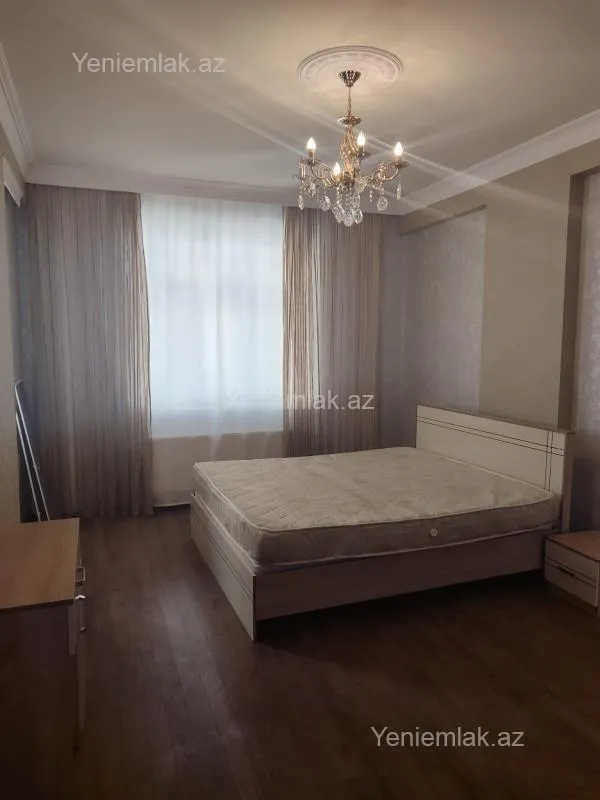 Satılır 3 otaqlı yeni tikili 105 m²