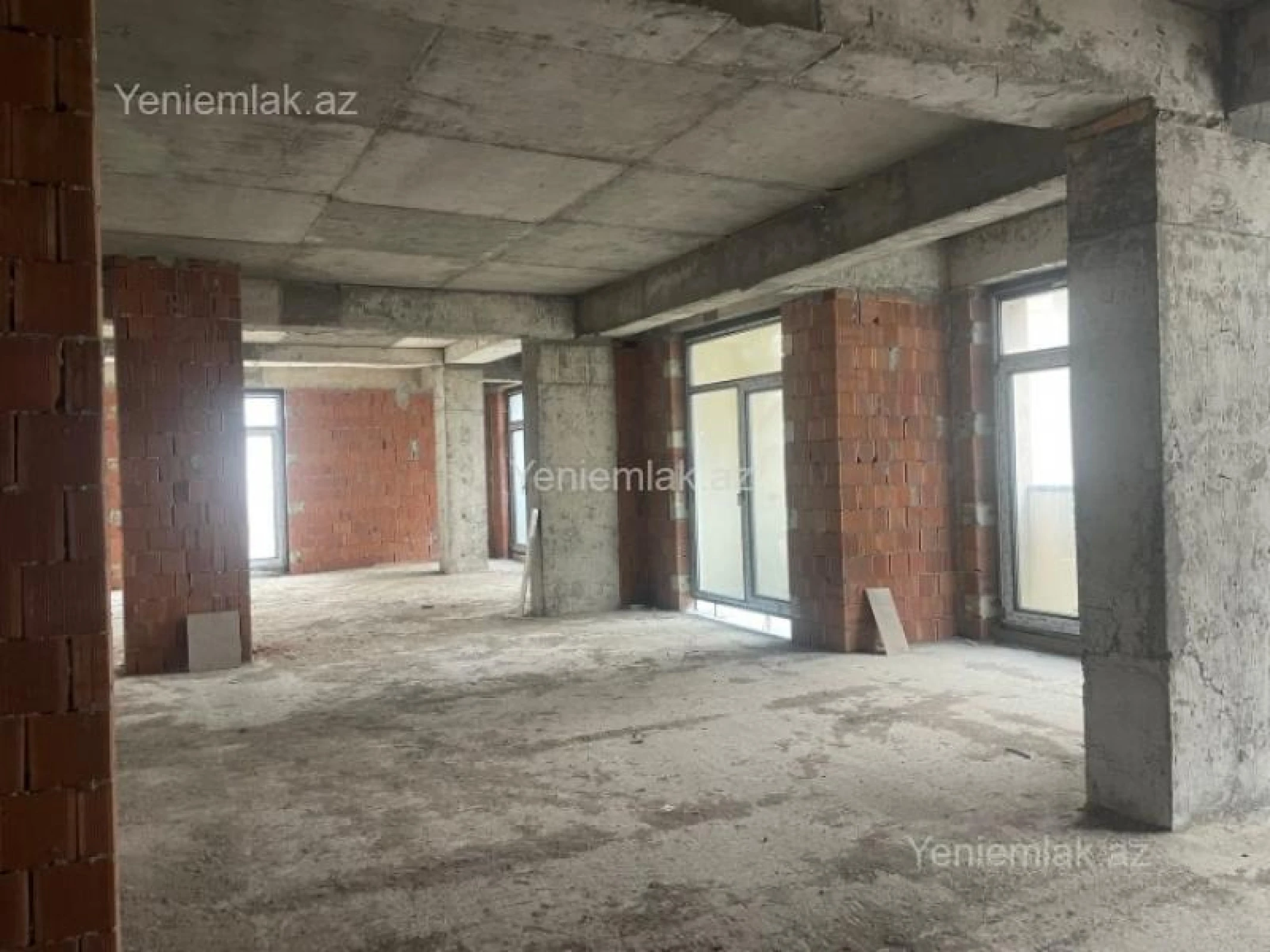 Satılır 4 otaqlı yeni tikili 191 m²